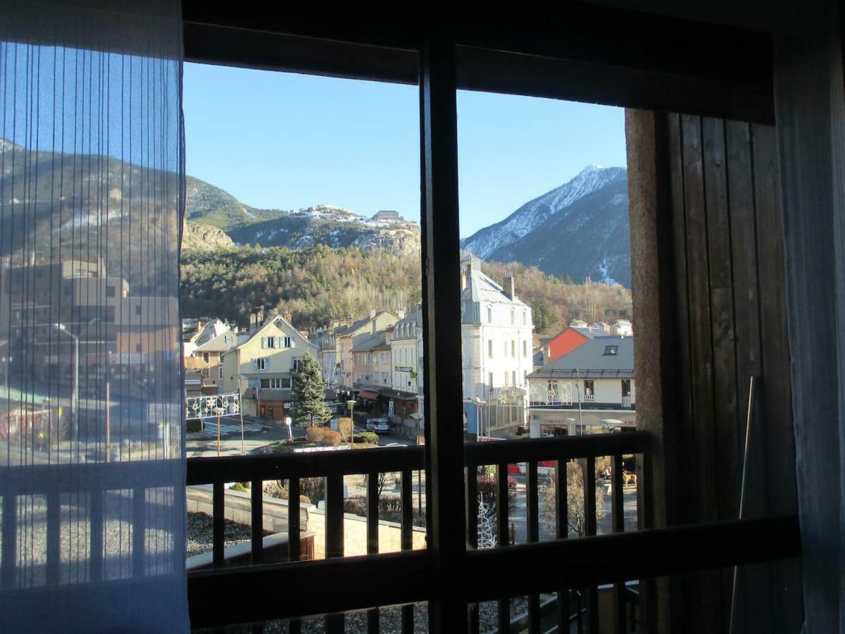 Central Parc Briancon  Luaran gambar